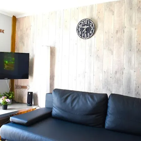 Holiday home Le Mobil Du Bois Du Buc