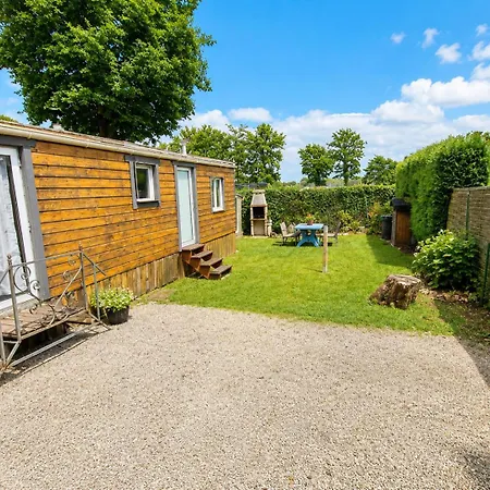 Holiday home Le Mobil Du Bois Du Buc Saint-Julien-de-la-Liegue